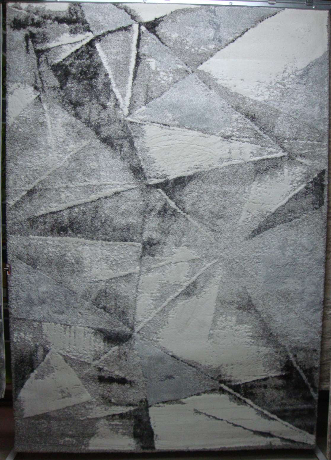 Tepih Century geometric